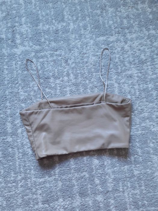 Beżowy top na ramiączkach PULL&BEAR s