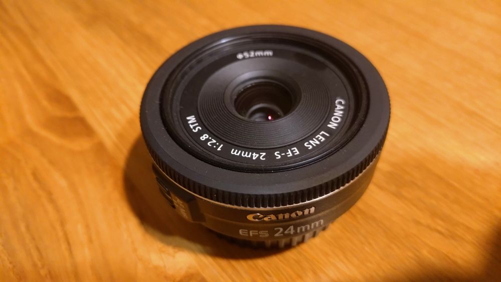 Canon 24 mm stałka placek