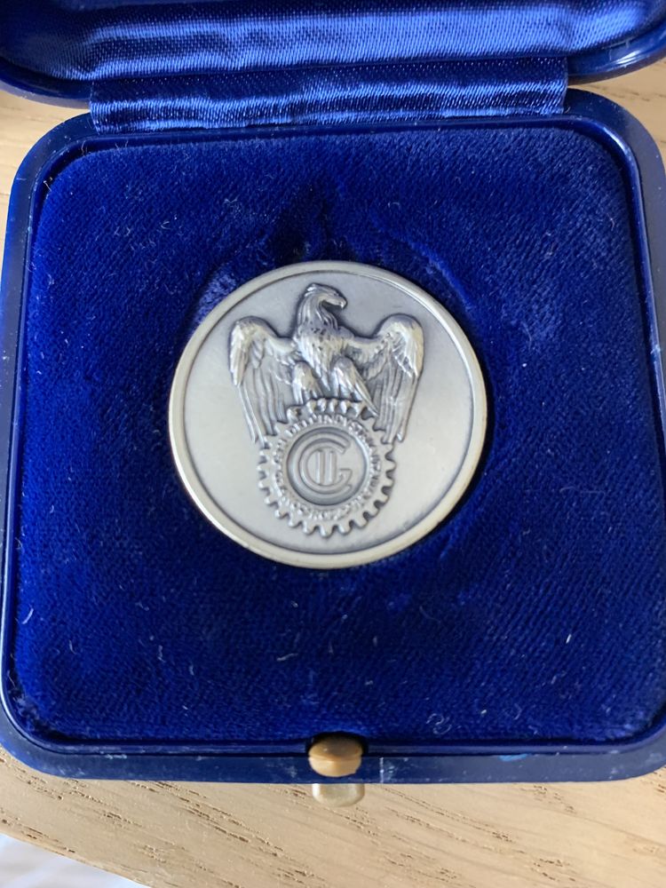 Монета медаль медальйон