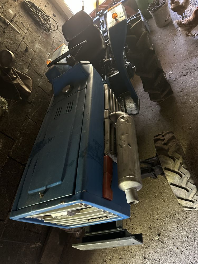 Trator ISEKI TU1700
