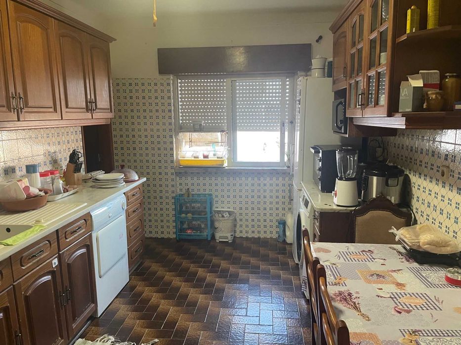 APARTAMENTO T2 ARRUDA DOS VINHOS