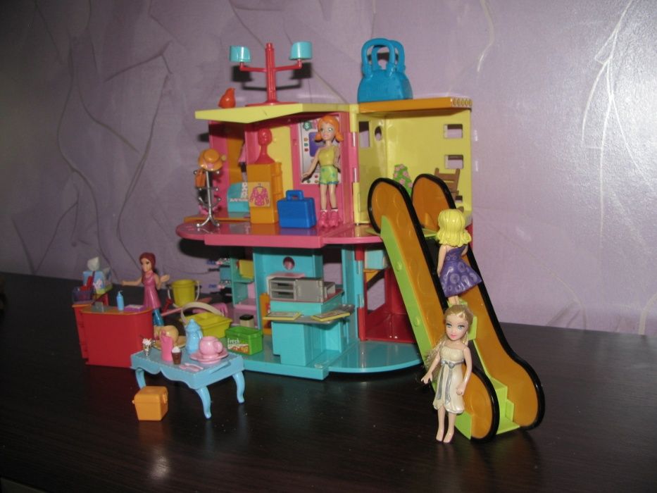 Polly Pocket - Centrum Handlowo Gastronomiczne z ruchomymi schodami