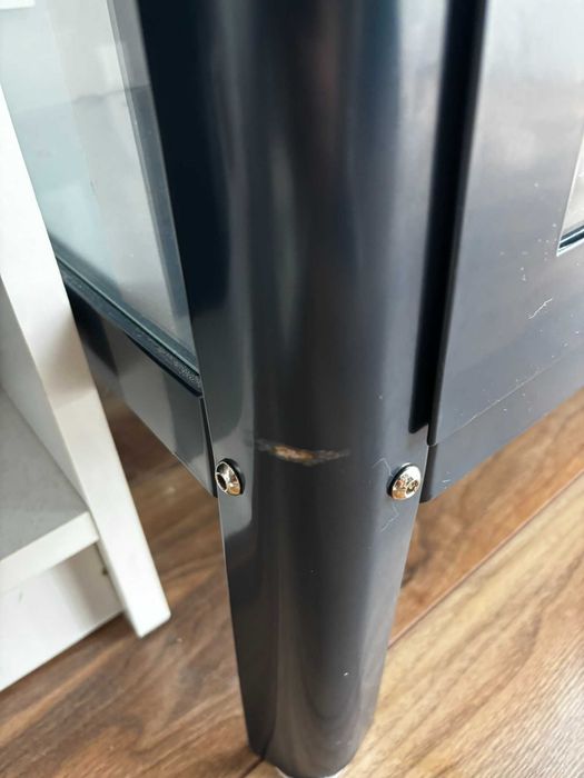 Ikea Fabrikor, witrynka granatowa
