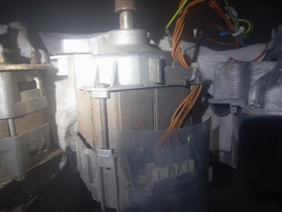 Мотори від пральних машинок