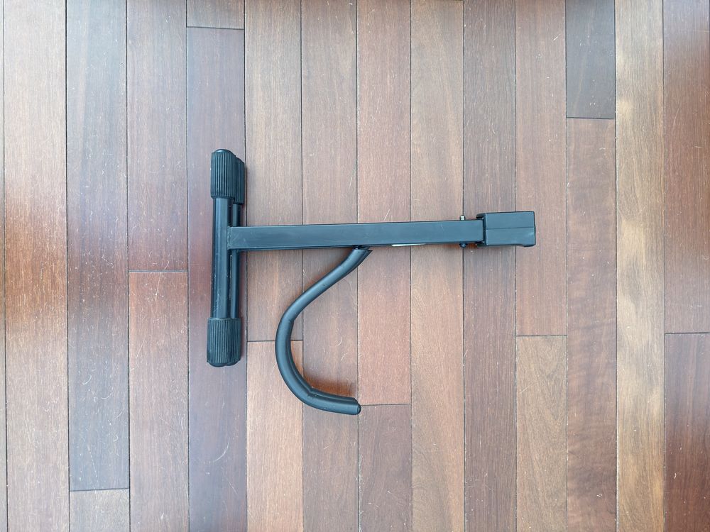 Stagg stand guitar