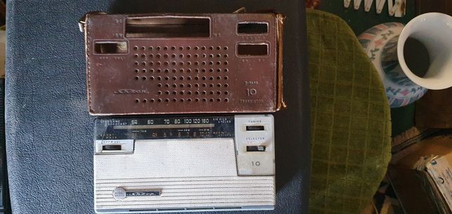 Rádio antigo Sharp