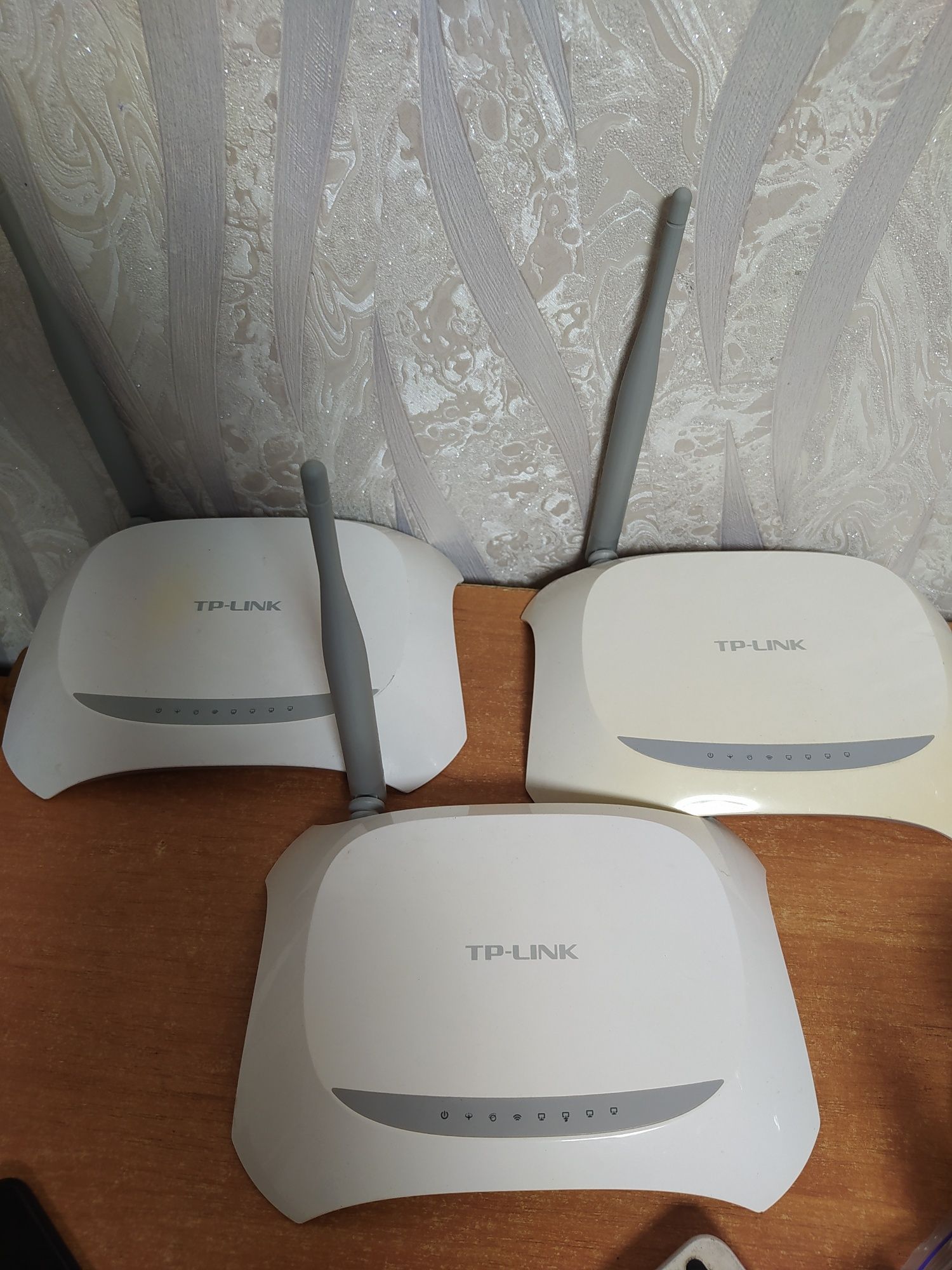 Роутер ADSL.Wi-Fi бу.без блока питания.