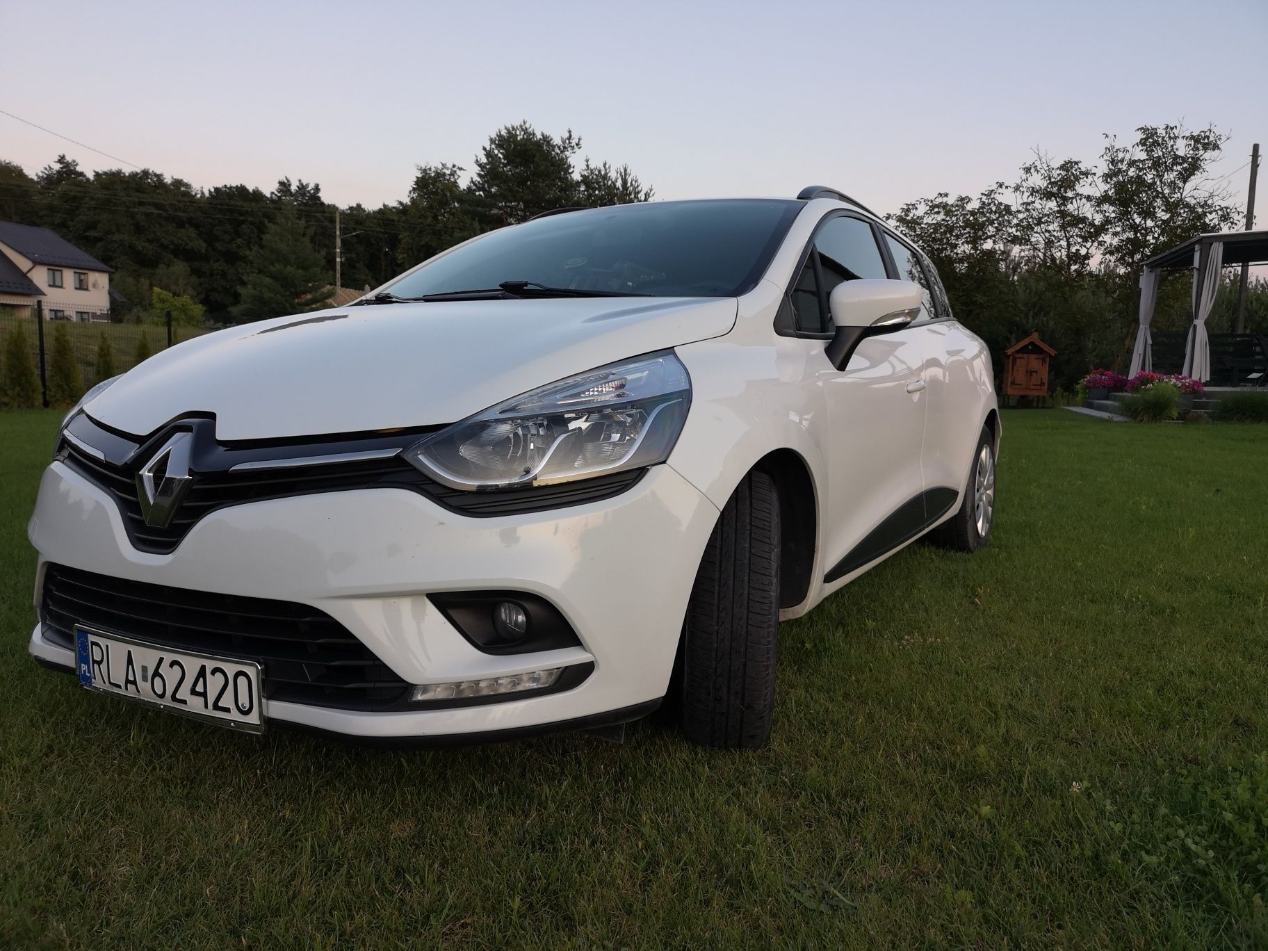 Sprzedam Renault Clio, salon super stan, Faktura vat 23%