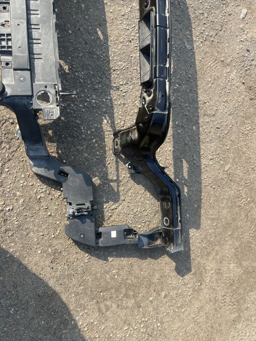 Установочна панель радіатора   Ford Edge 2019   Номер: KT4B-R16E166-AA