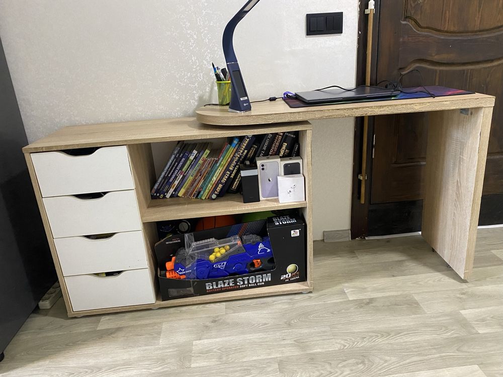 Продам письменный стол