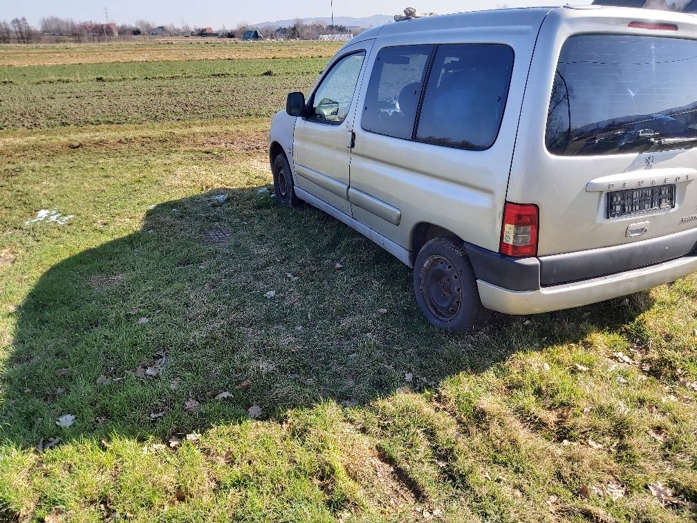 Drzwi klapa bagażnika partner Berlingo części