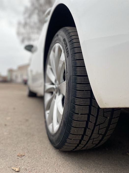 Opel Insignia Sports Tourer 1.6TDI АВТОМАТ