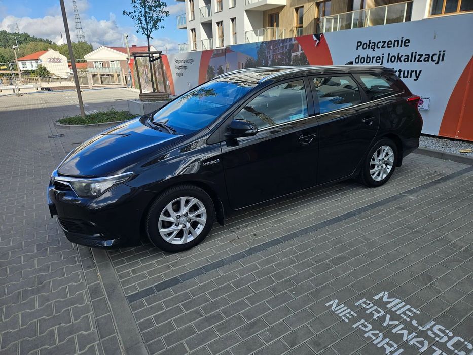 Toyota Auris TS KOMBI Hybryda, Premium, pierwszy właściciel