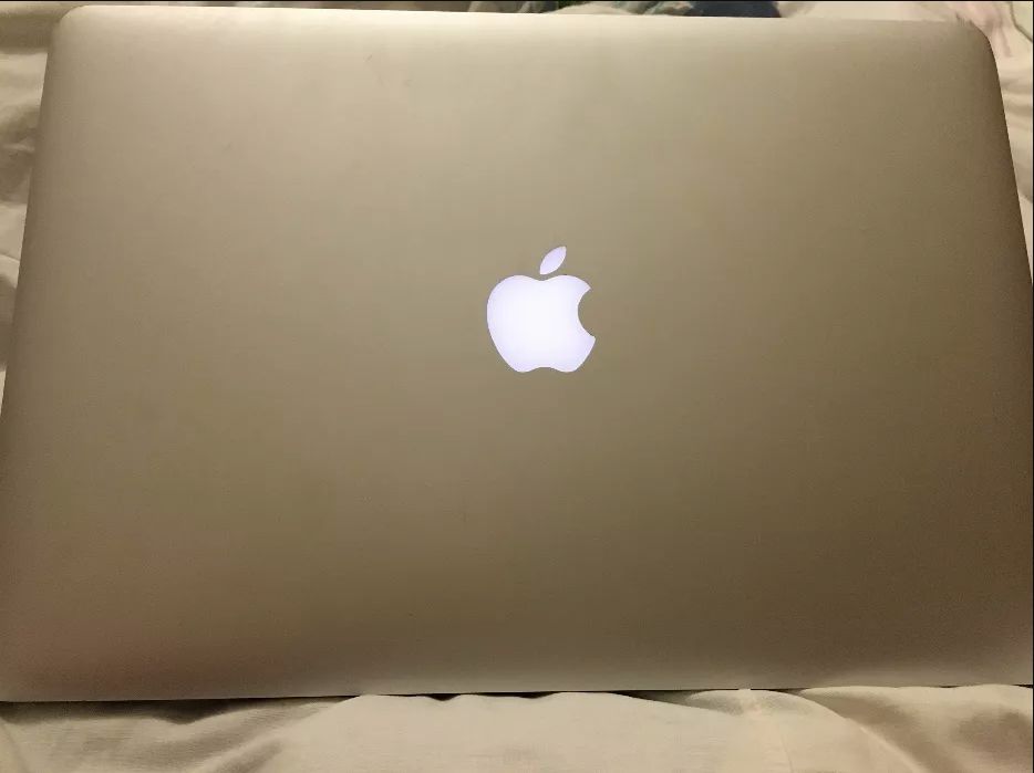 Крышка в сборе для Apple MacBook Pro Retina A1398 ME293 (подбит диспле