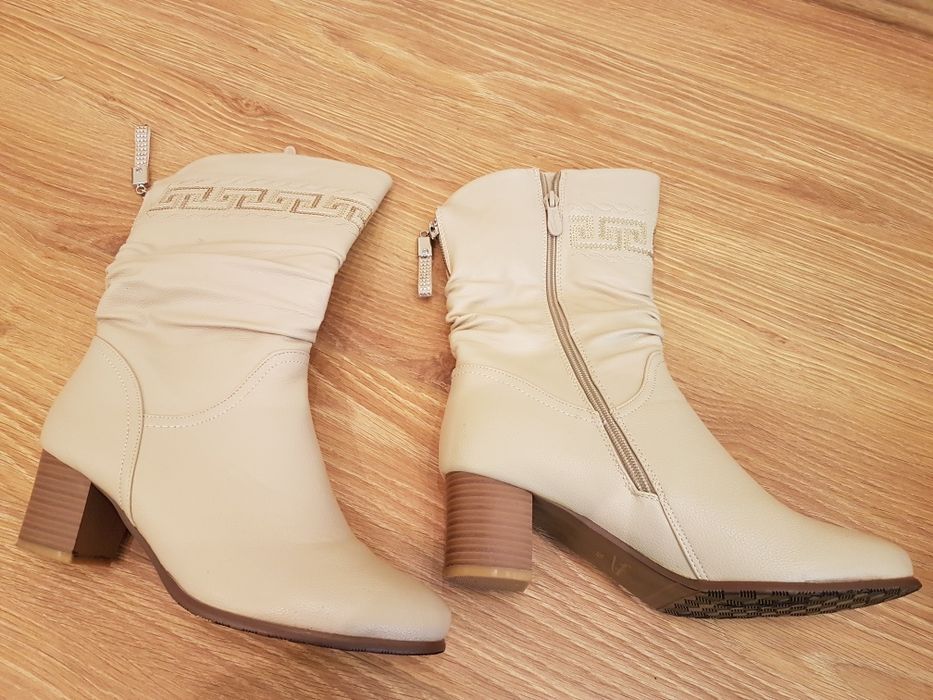 Продам сапоги демисезонные