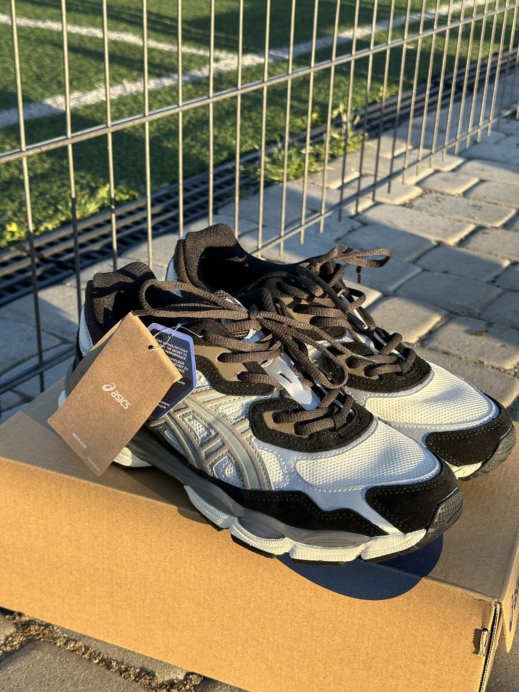 Asics кросівки оригінал