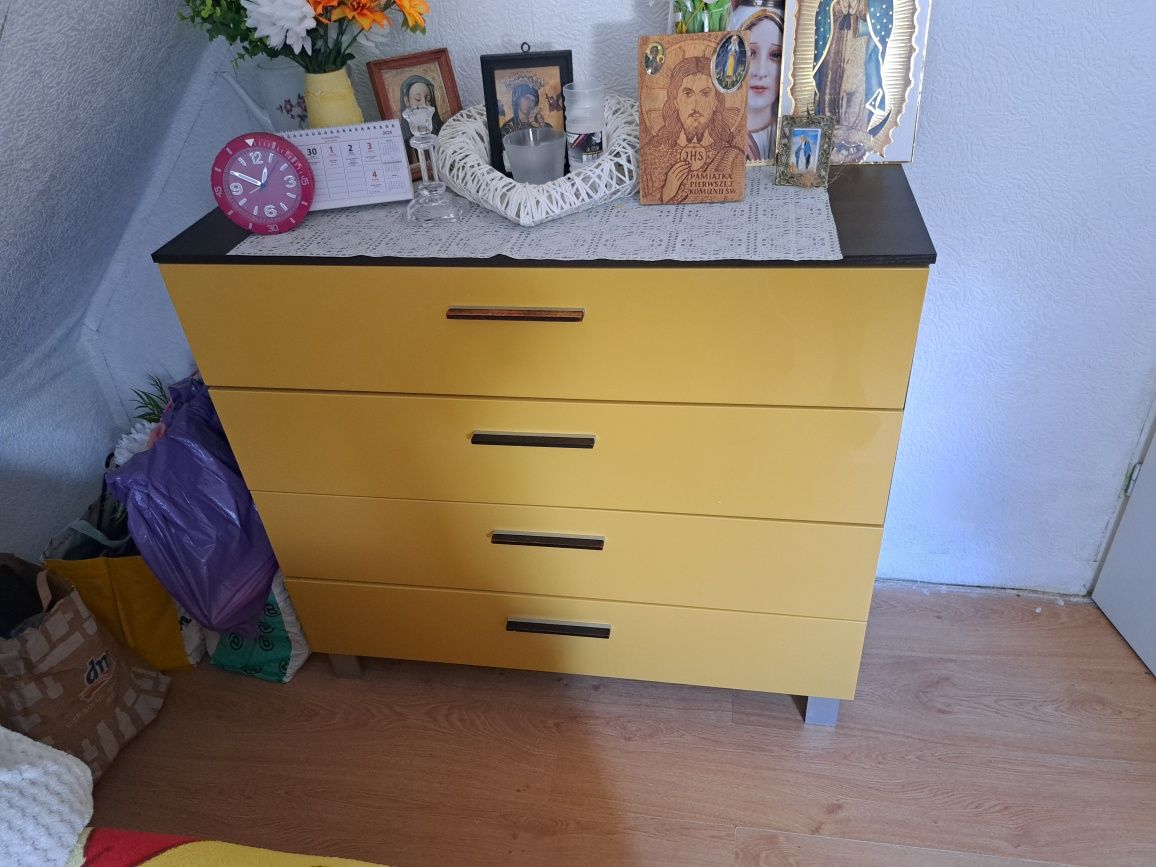 Komoda 4 szuflady ,