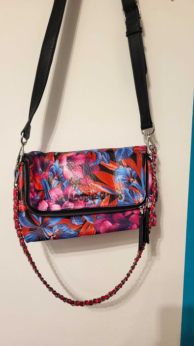 Torebka Desigual piękne kwiaty stan idealny bardzo pakowna