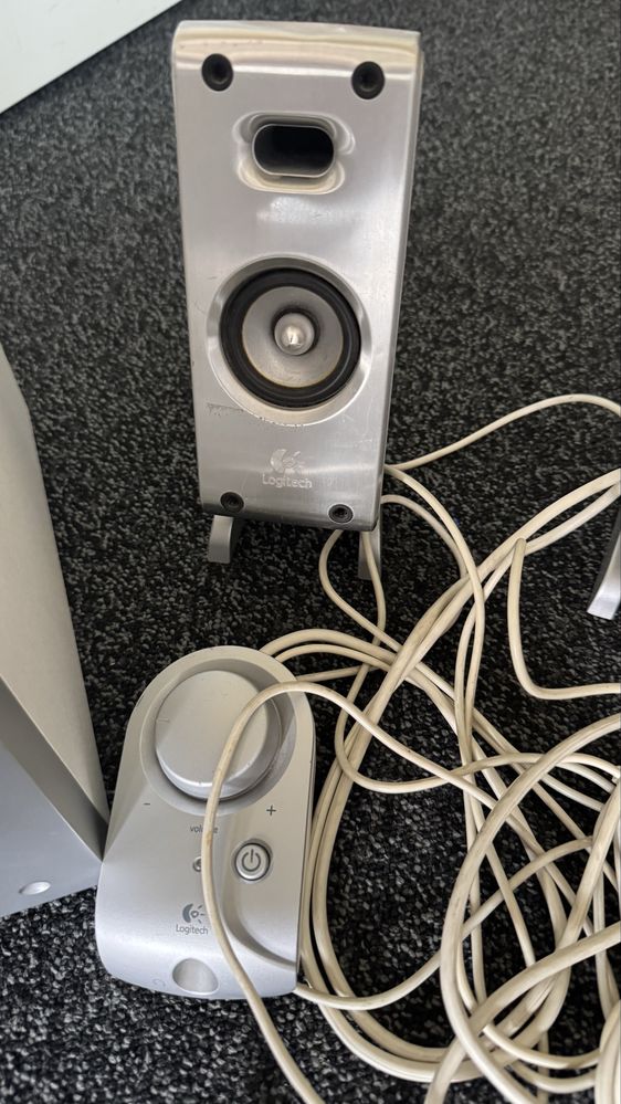 Logitech Z3 zestaw