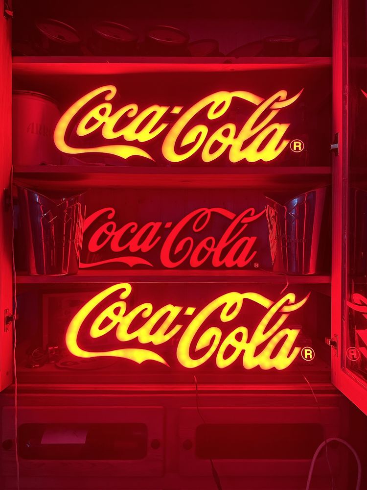 Reclame publicitario led da coca cola