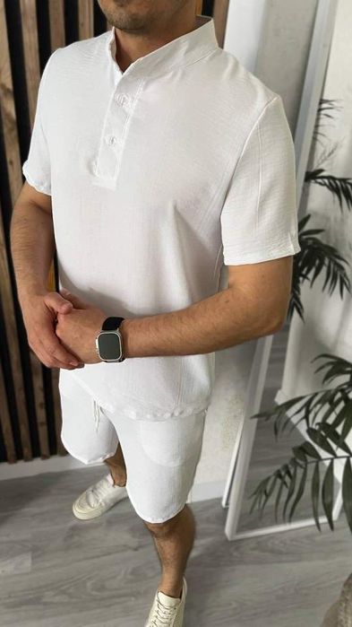 Літній чоловічий костюм