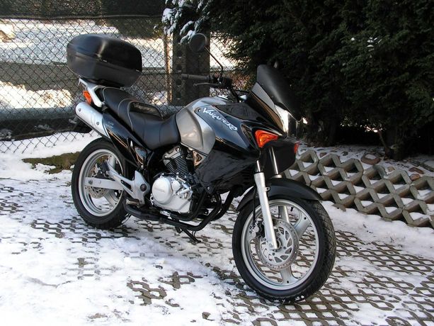 HONDA VARADERO 125 c. 2004r ładny TYLKO 18tyś shadow dt cbr cbf kat B