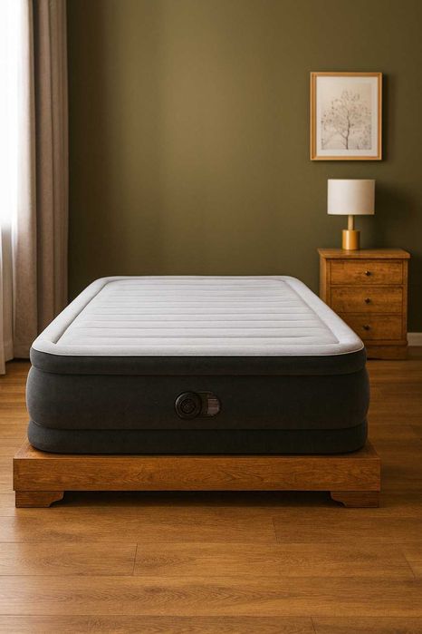 Materac łóżko do spania dwuosobowy z pompką 203x152 cm INTEX POKROWIEC