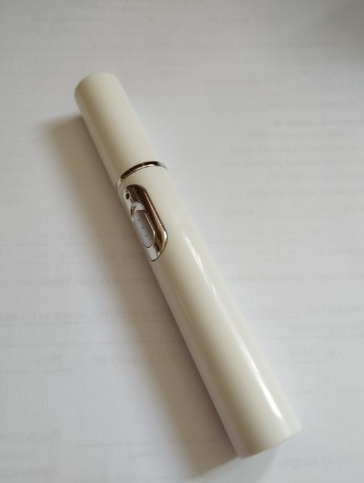 Ручка-масажер для очей