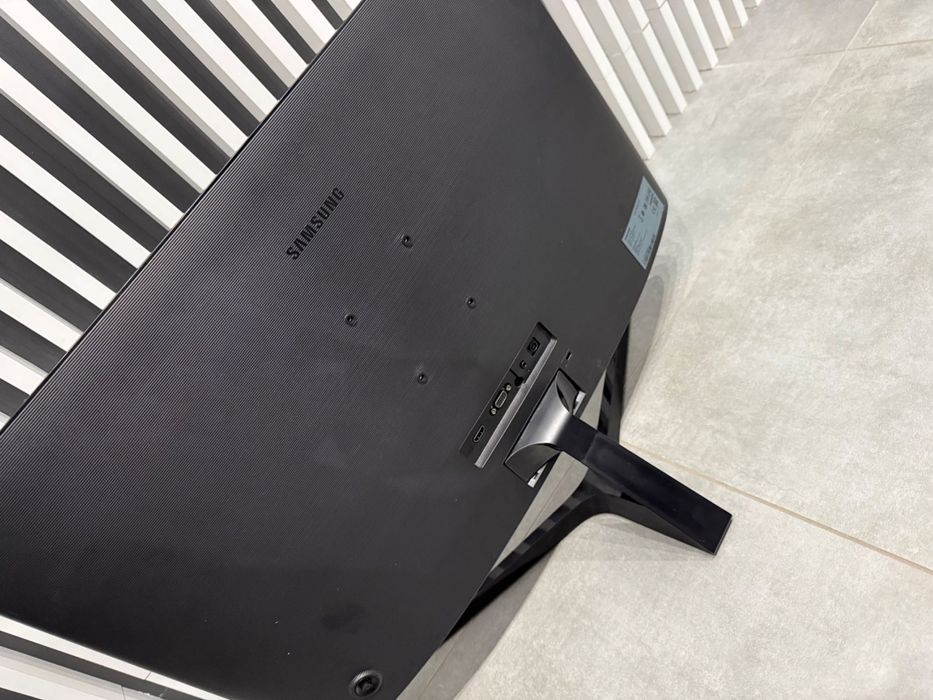 Monitor Samsung C27F396FHR