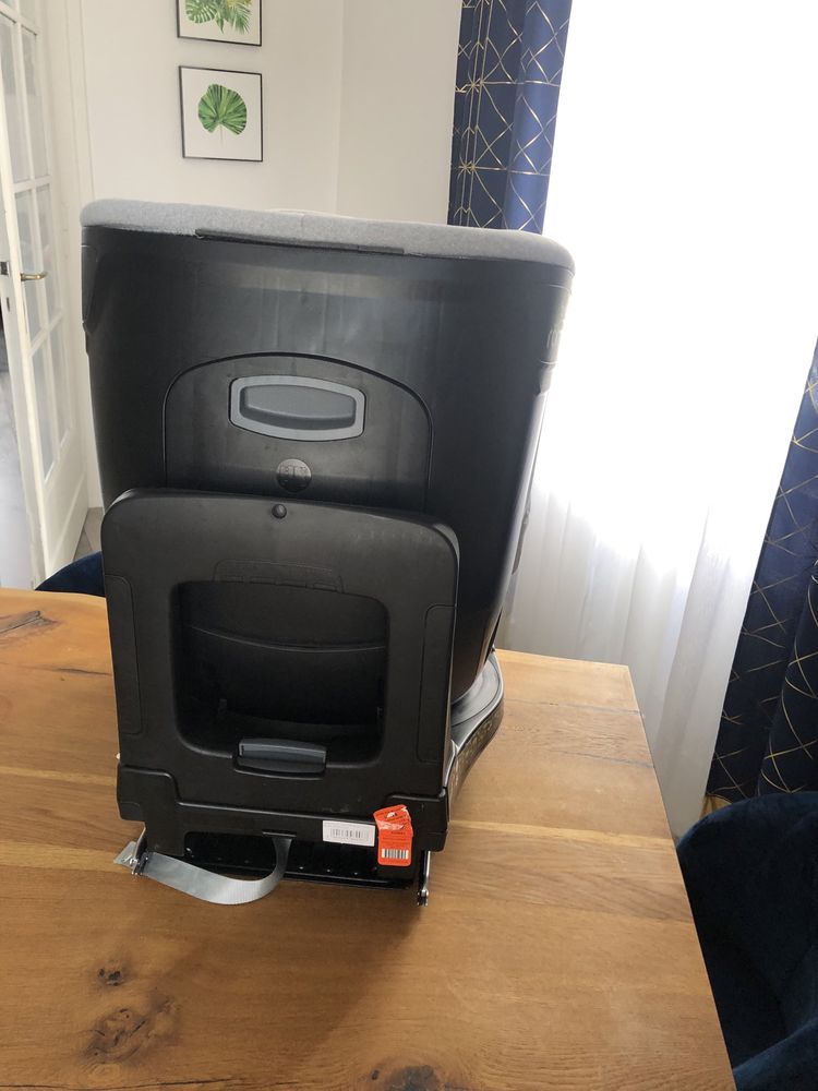 Fotelik samochodowy Britax Römer Dualfix m-I Size