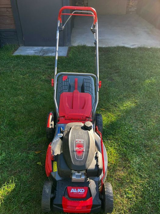 Kosiarka spalinowa AL-KO PREMIUM 520SP-H z napędem, silnik Honda