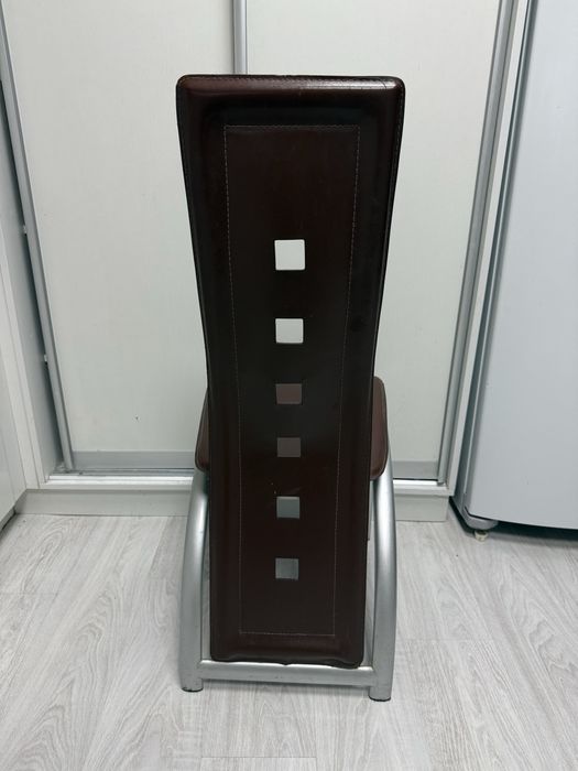 Стільці обідні 4шт