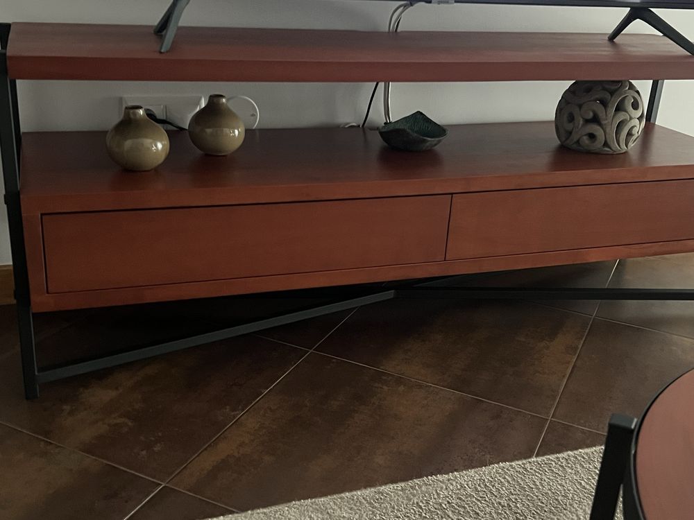 Movel cetejeira castanho TV
