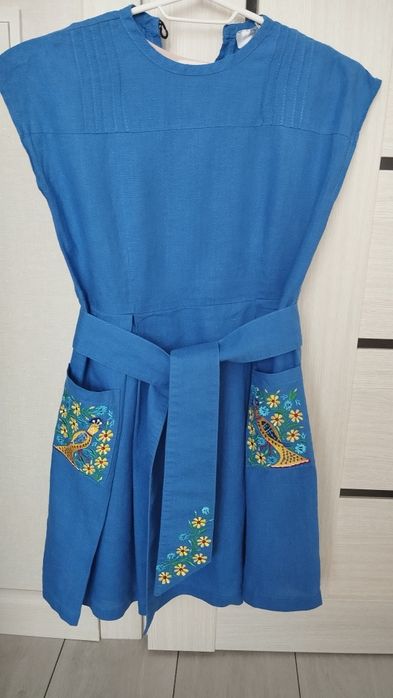 Сукня-вишиванка волошкового кольору