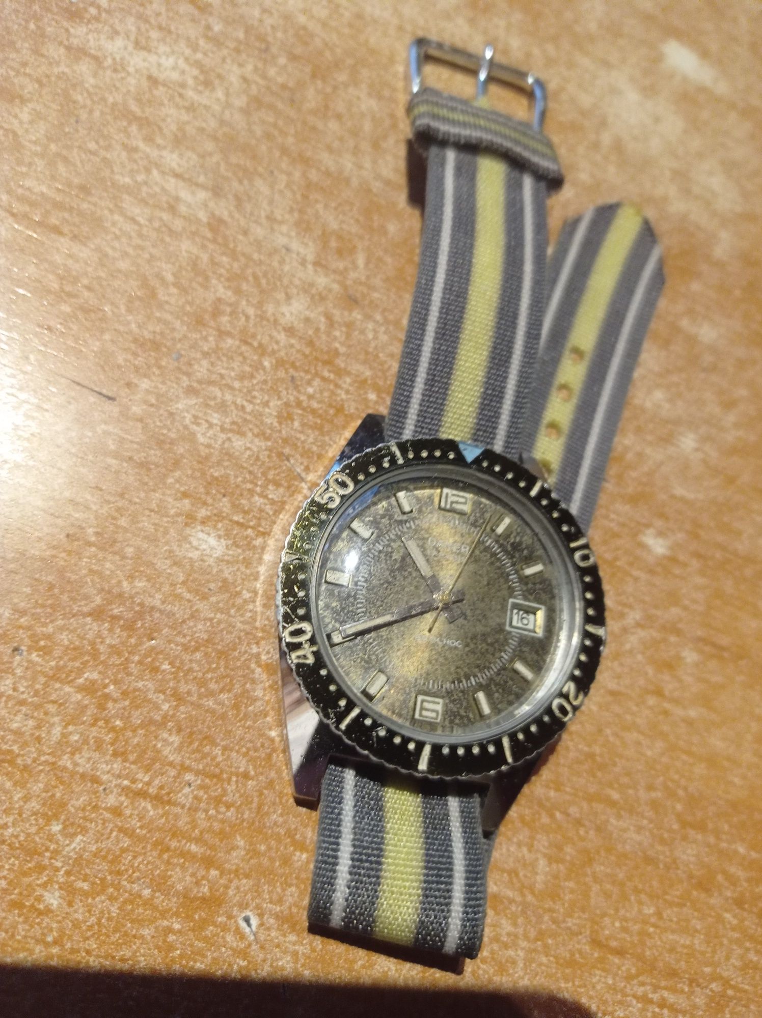 Relógio vintage de corda