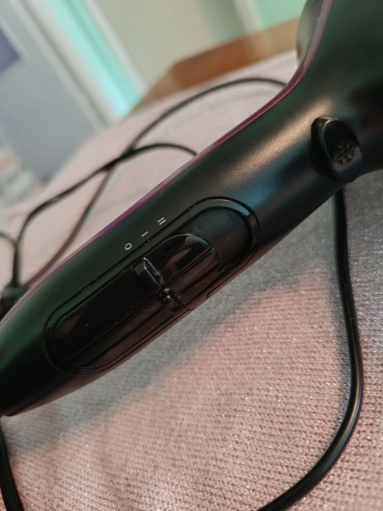 Фен Philips ThermoProtect 2100 W Ionic