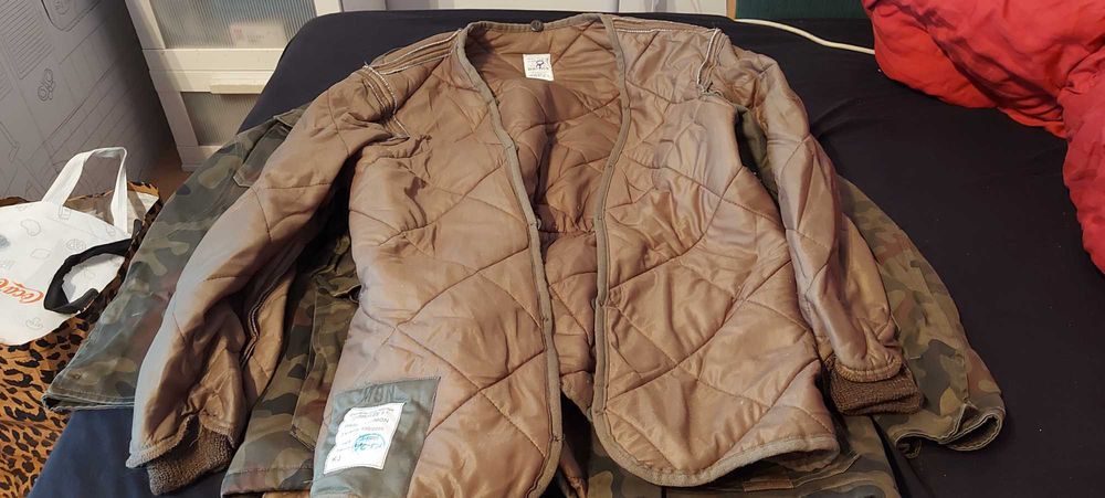 Kompletny ubior wojskowy moro