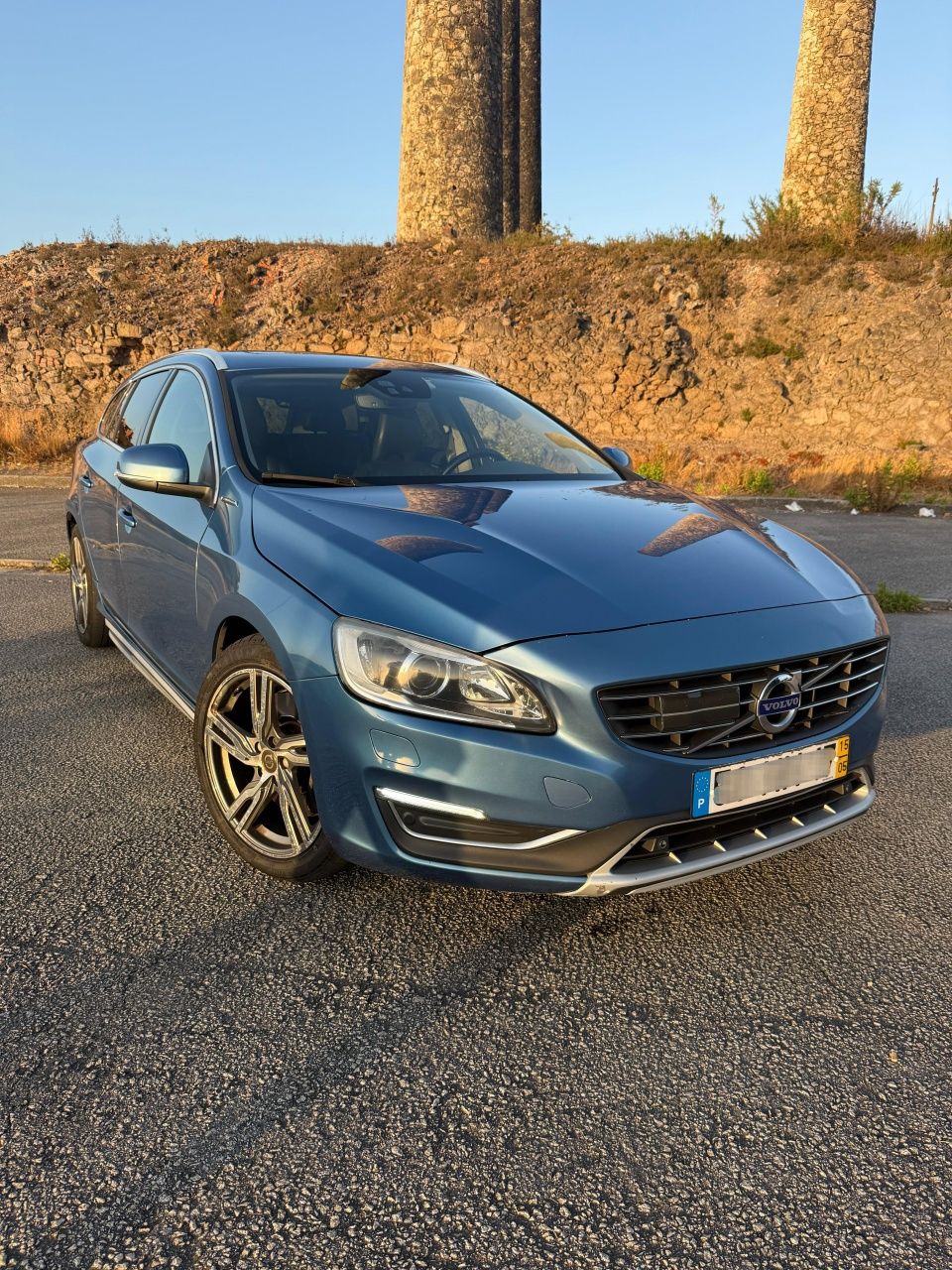 Volvo v60 D6 Híbrido Plug-in