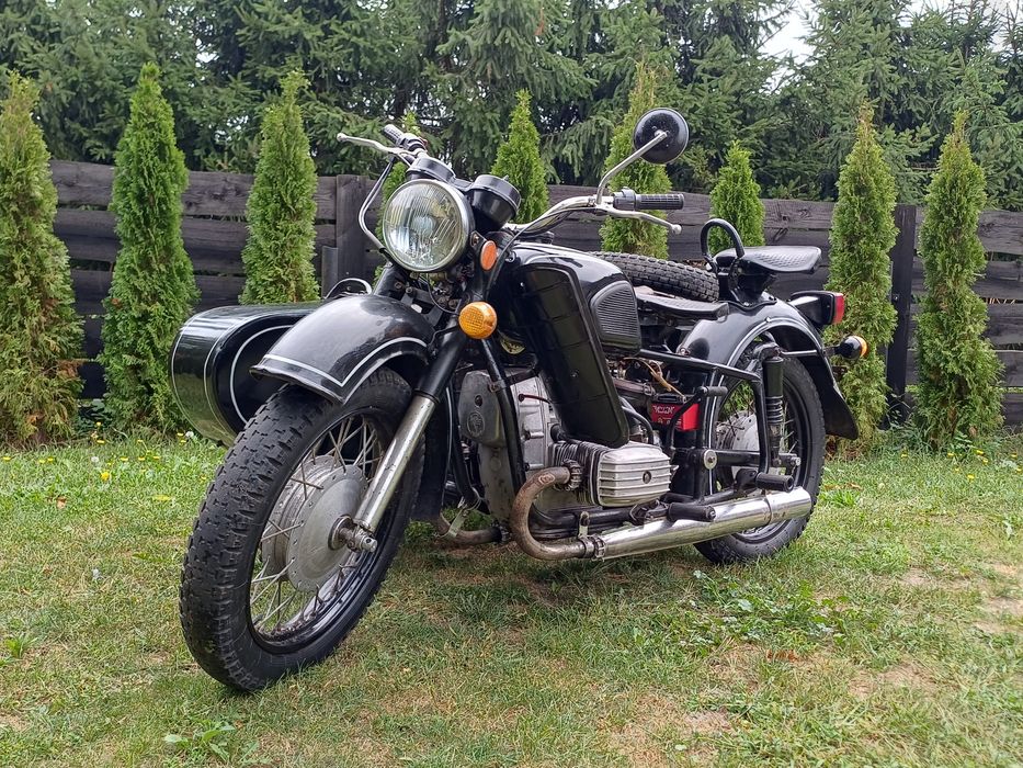 Dniepr 11 z koszem bocznym k750 Ural m72