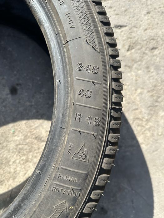 Opony 245/45r18 zimowe komplet