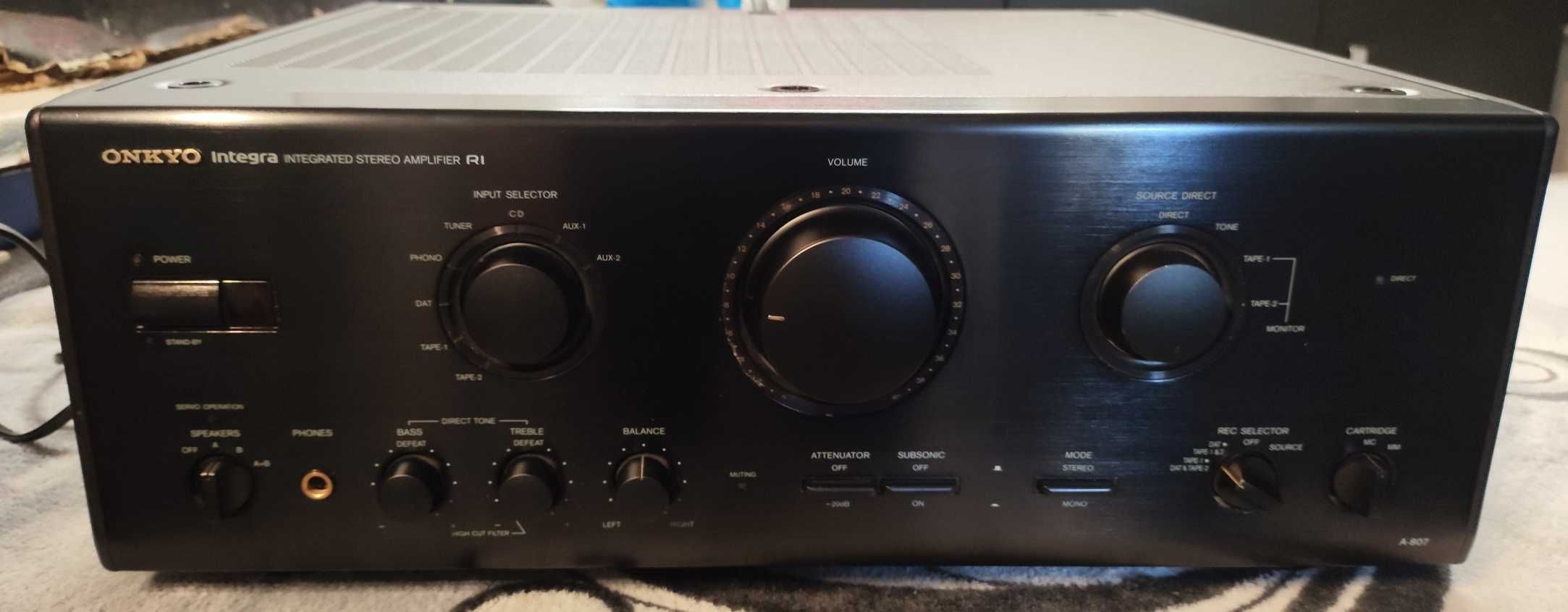 Wzmacniacz Onkyo A-807