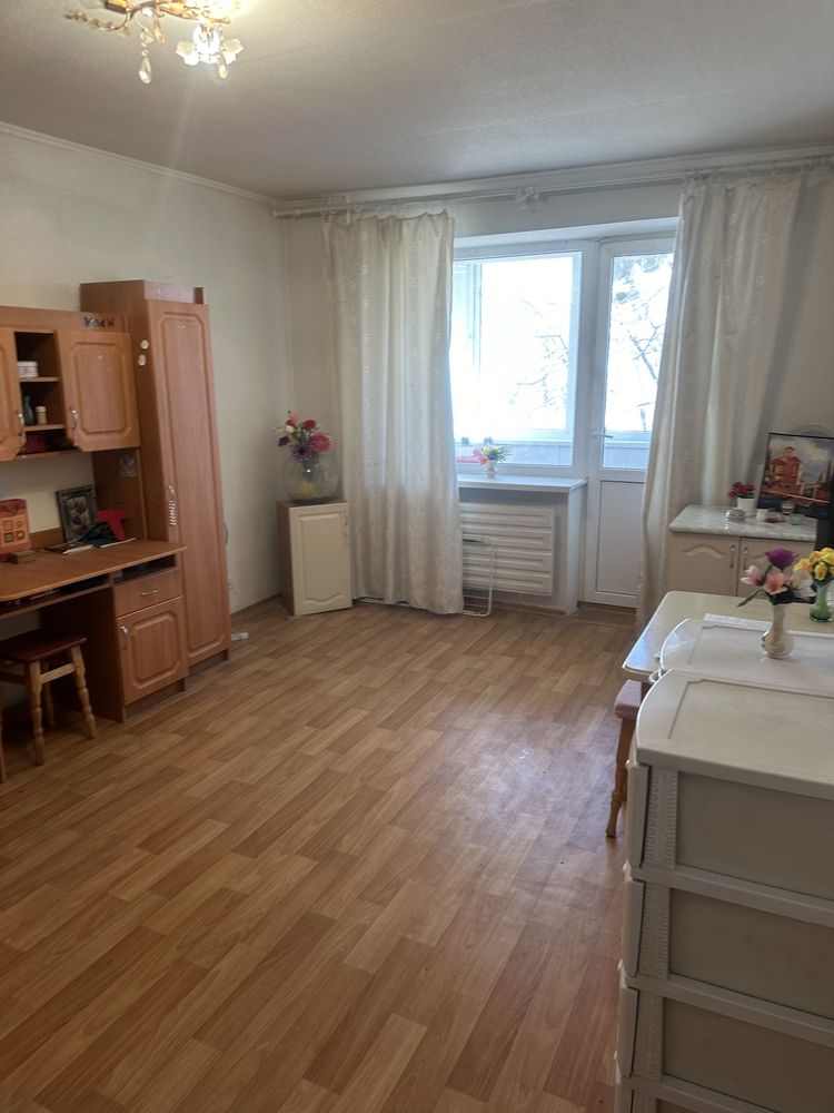 ТЕРМІНОВО 1 кімнатна квартира на Митрофанова
