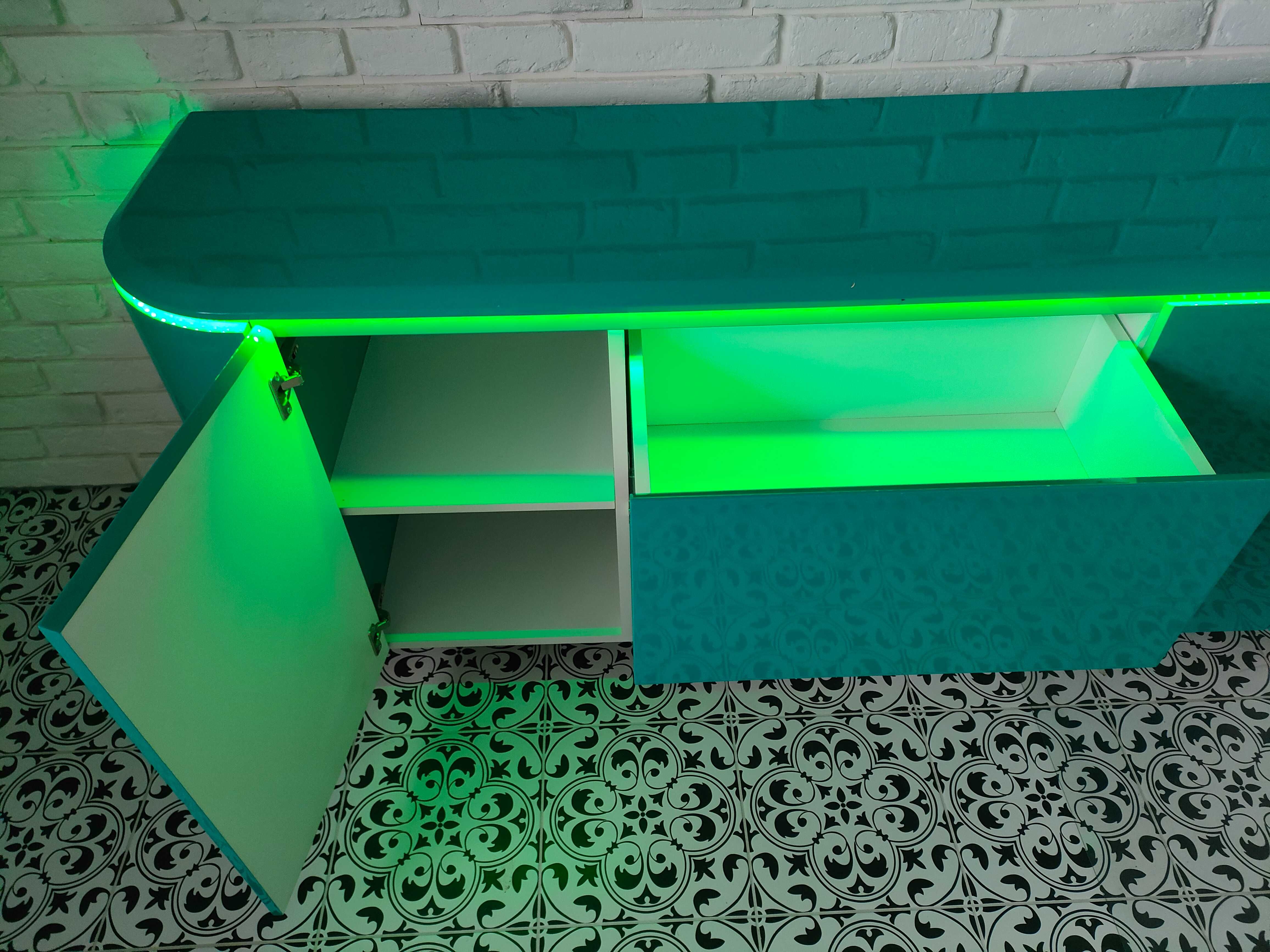 Komoda 180x80x40 błyszczący turkus, LED