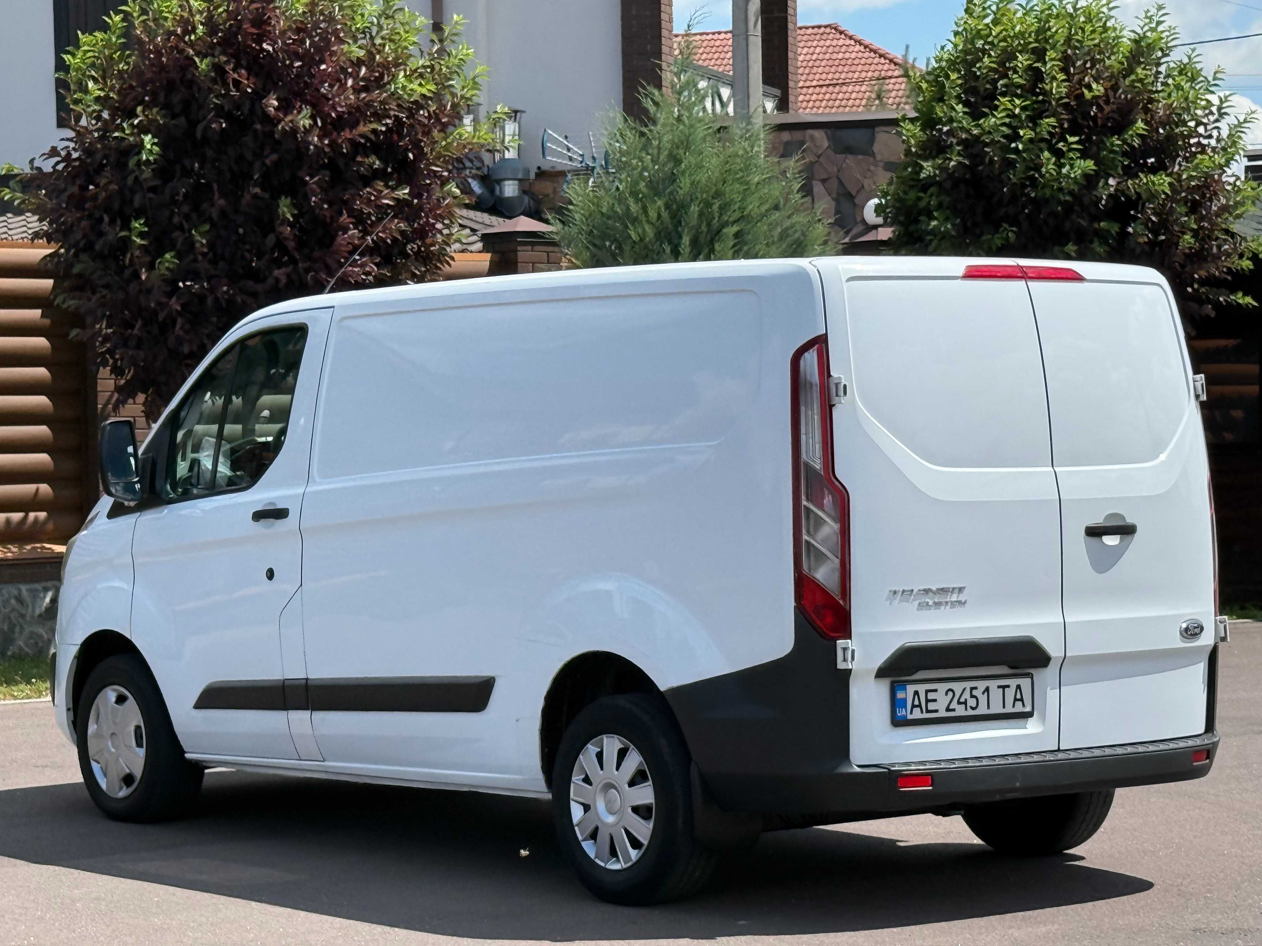 Ford Transit Custom 2016 2,2 Відмінний стан Офіційний