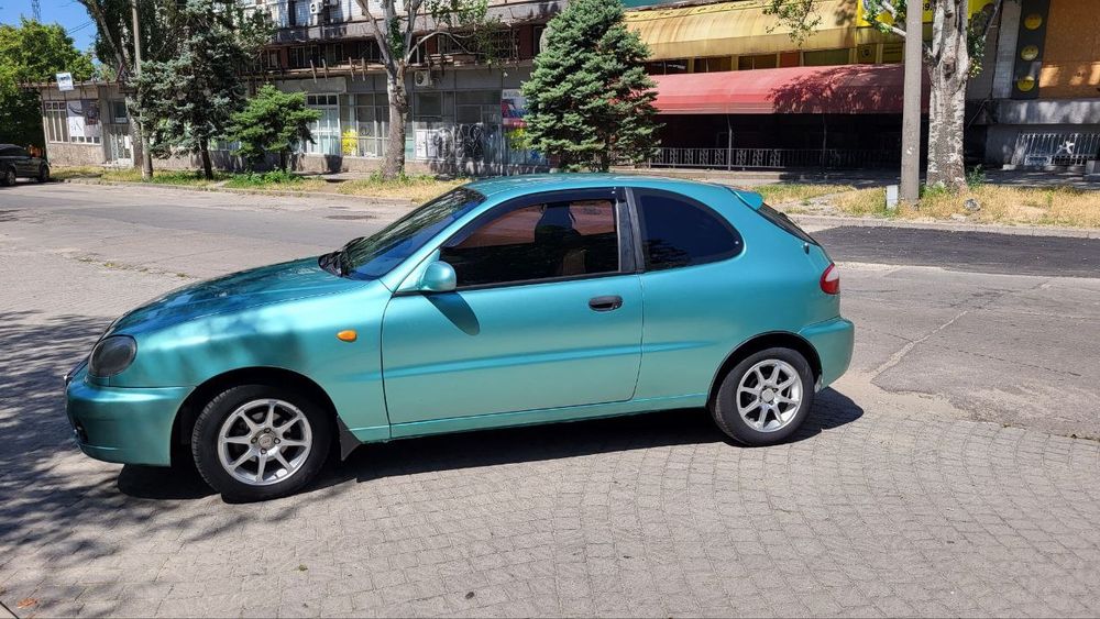 Daewoo ланос хетчбек