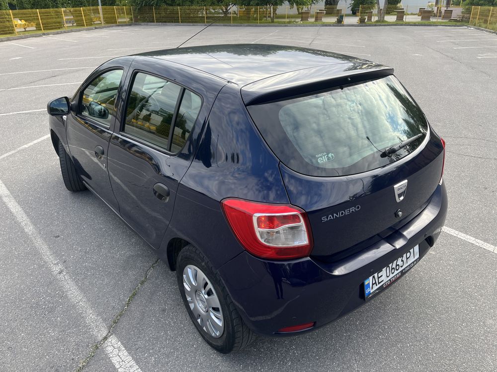 Dacia (Renault) Sandero Laureate Срочно!