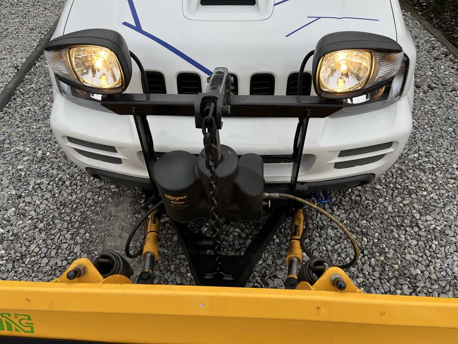 Suzuki Jimny 1.5 DDIS + 4x4 zarejestrowany W PL JAKO SPECJALNY