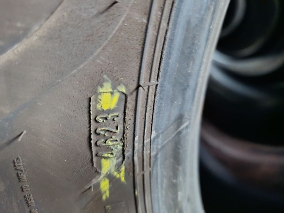 Пара шин Sava 385/65r22.5 85% залишку