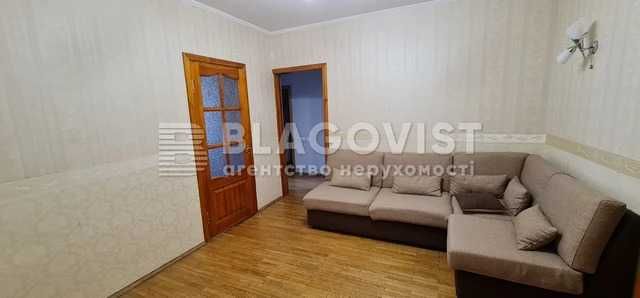 Григоренка 11 а, 3-кімн. квартира з ремонтом