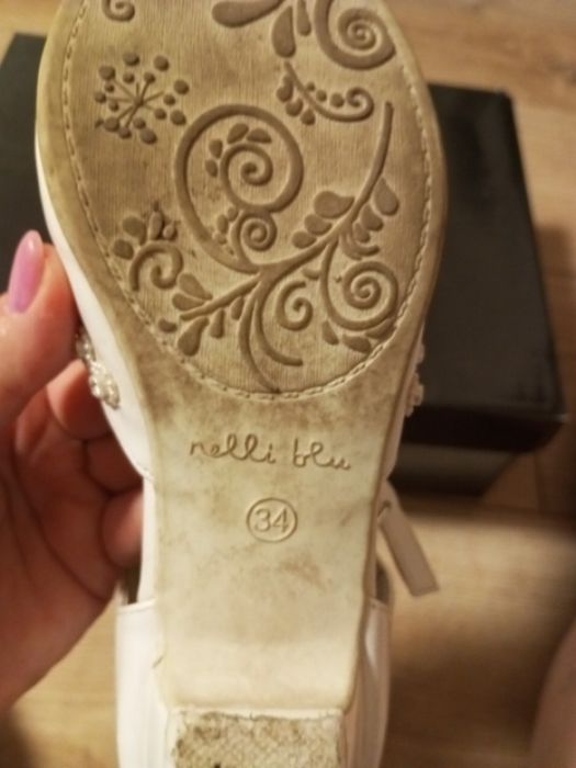 Туфлі для дівчинки